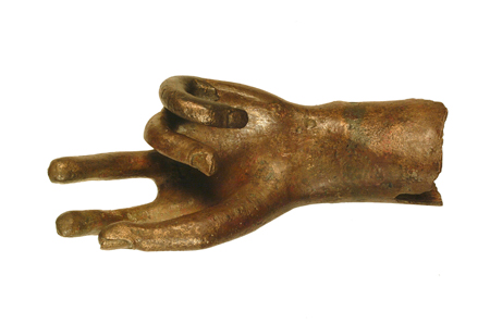 This left handprobably belonged to a statue of heroic size. It shows traces of gilding. It was found at Gracechurch Street, Cornhill, London.
