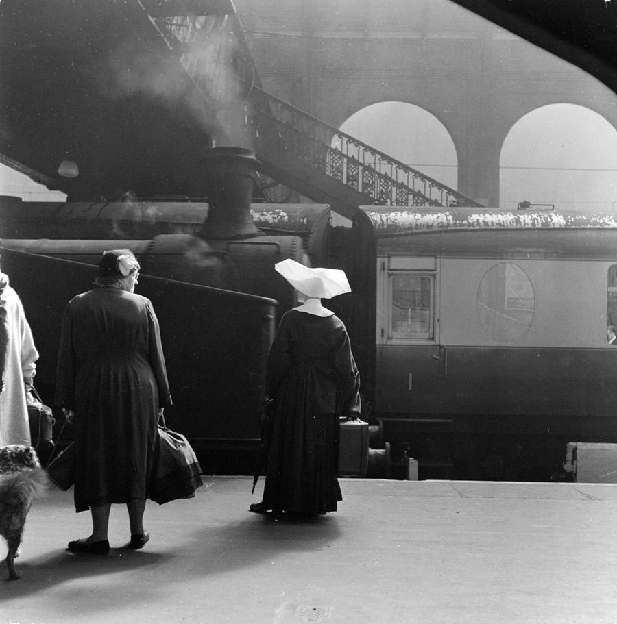 Kings Cross station, around 1955, photographed by Henry Grant.