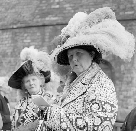 Henry Grant photograph of a Pearly queen