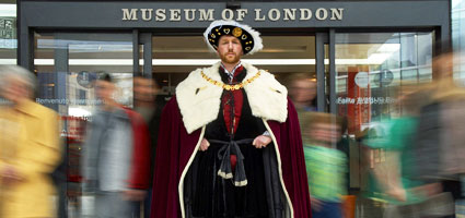 The Museum of London is a partner in the GLA's London Curriculum. Picturechase no 006852.