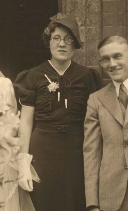 Dorothy Tombs photographed at a wedding