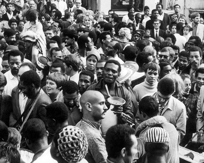 Caribbean languages meta 675_Notting Hill carnival 1968_Charlie Phillips MoL.jpg