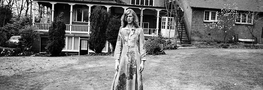 Bowie dress designed by Mr Fish © Trinity Mirror, Mirrorpix, Alamy Stock Photo_fashion-city_900x310_lightbox.jpg