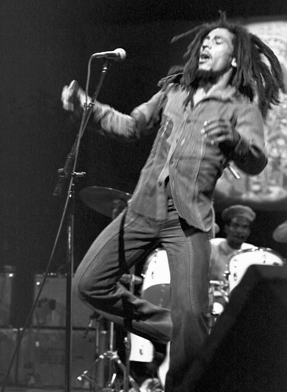 Bob Marley outside Marylebone Court House, 1976 (printed 2005) © Neil Kenlock