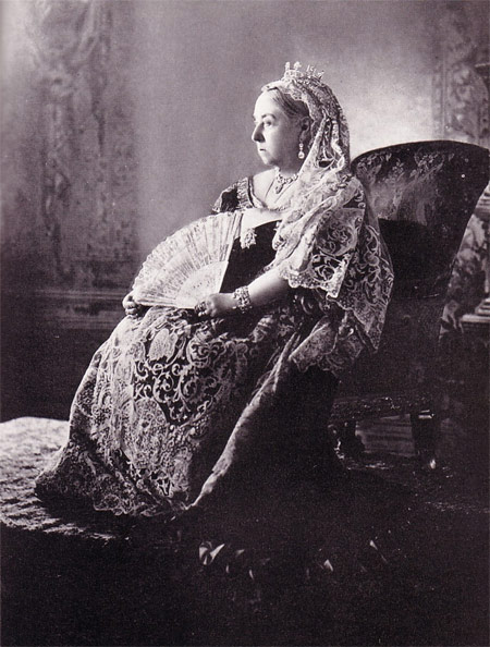 photograph of Queen Victoria in imperial regalia, 1893.