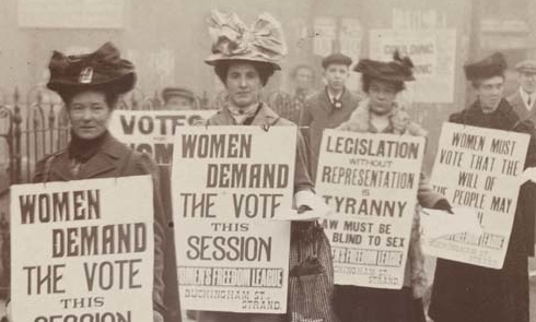 suffragette_poster_parade_490x295px.jpg