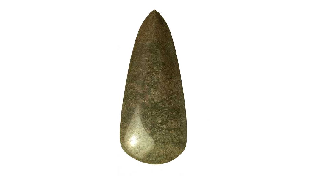 The Neolithic polished jadeite axe found in the Thames at Mortlake. (ID no.: 31.48)