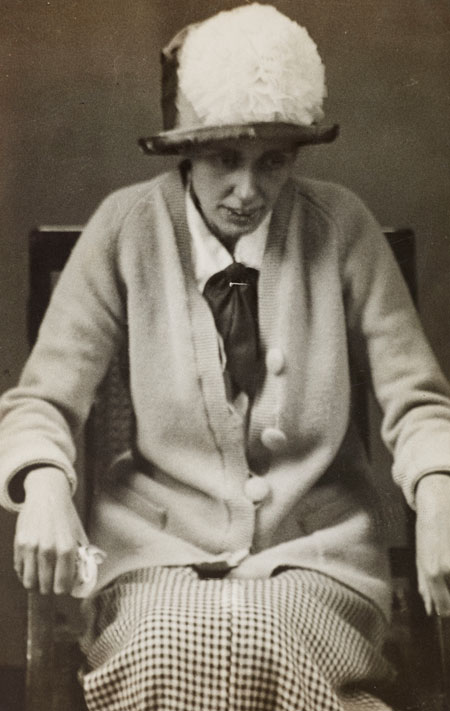 The Suffragette Olive Wharry on her release under licence from Holloway Prison. Olive Wharry became an active campaigner for the militant Women's Social and Political Union in 1910. 
