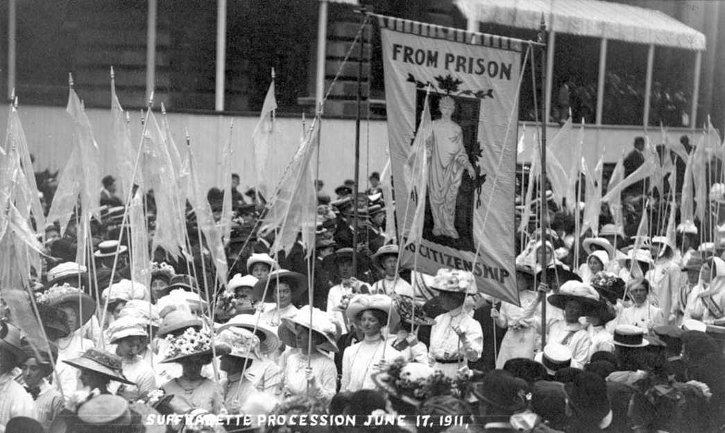 ‘The Prisoners’ Pageant’ marched immediately behind the suffragette leaders. By 1911, 700 suffragettes had been to prison for their involvement in the militant campaign. (ID no.: 50.82/1660)