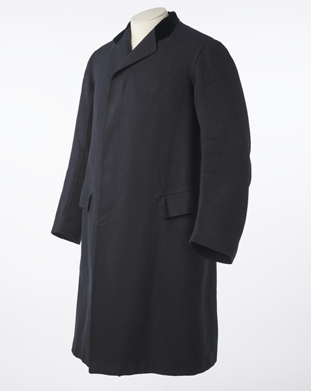 This Moss Bros coat was donated by Harry Moss, grandson of founder Moses Moses. (ID no.: 49.78/11) 
